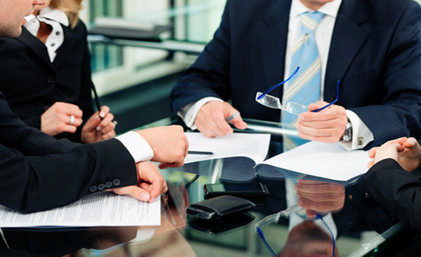 Best corporate litigation lawyer