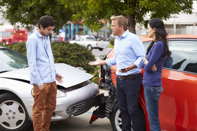 How To Deal With A Car Crash Injury In California?