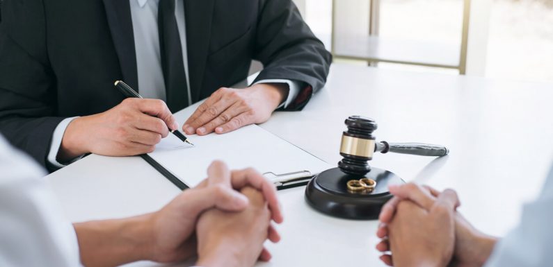 Why Should I Hire a Divorce Lawyer