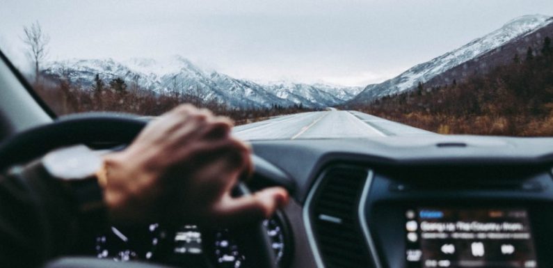 Hacks To Stay Focused On The Road While Driving 